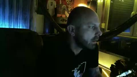 Manuel online show from 1, 3, 2025