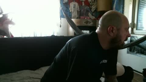 Manuel online show from 4, 3, 2025