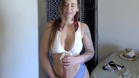 Madam Edgewood online show from 29, 9, 2025