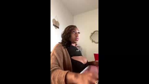 madam_glam online show from 11, 2, 2026