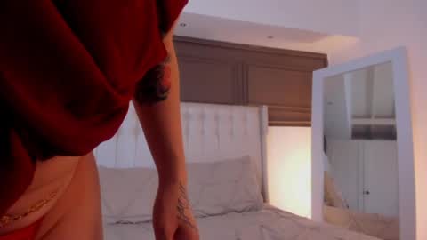  madame lilith  online show from 6, 8, 2026