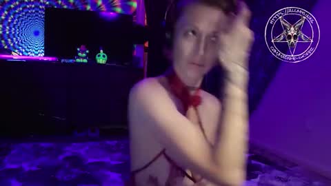 Madame Lucifer online show from 6, 2, 2026