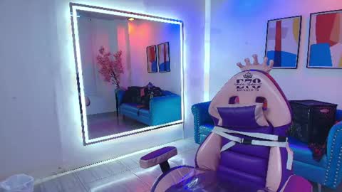 Madame Scarllet  online show from 6, 8, 2026