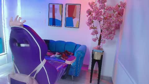 Madame Scarllet  online show from 7, 8, 2026