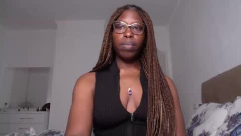 YourMadamIndigo online show from 17, 2, 2025