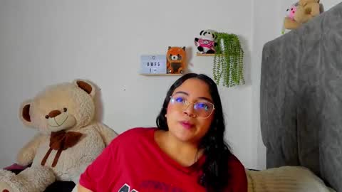 Snapshot of maddie_and_chelsea_ chatting on 12, 1, 2026 Maddie and Chelsea online show from 12, 1, 2026