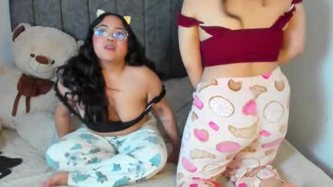 Snapshot of maddie_and_chelsea_ chatting on 7, 2, 2026 Maddie and Chelsea online show from 7, 2, 2026