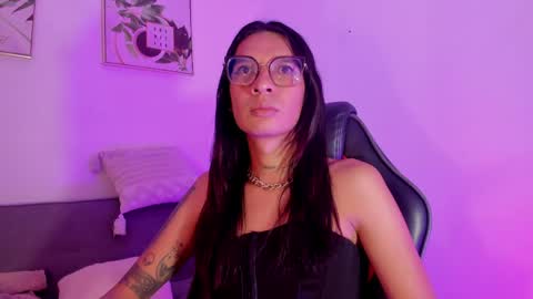 Snapshot of maddie_ray_ chatting on 29, 5, 2026 Maddie Ray online show from 29, 5, 2026