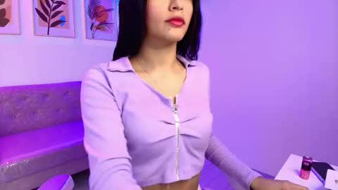maddie_t18 online show from 10, 2, 2026
