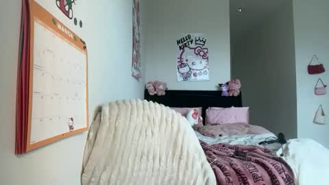 maddieblair1 online show from 18, 3, 2026