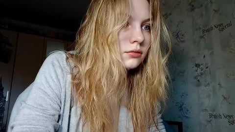 Snapshot of maddiecager chatting on 15, 3, 2026 Emma online show from 15, 3, 2026