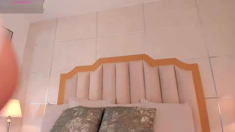    online show from 18, 11, 2025