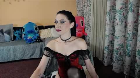 Maddison Summer online show from 14, 9, 2025