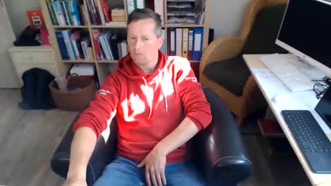 Snapshot of maddmax8 chatting on 8, 6, 2026 Mad4You online show from 8, 6, 2026