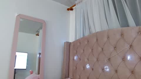 Maddy UwU online show from 18, 12, 2024