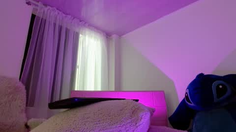 Maddy UwU online show from 13, 2, 2025