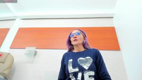 Snapshot of maddy_cartter chatting on 11, 4, 2026 maddy cartter online show from 11, 4, 2026