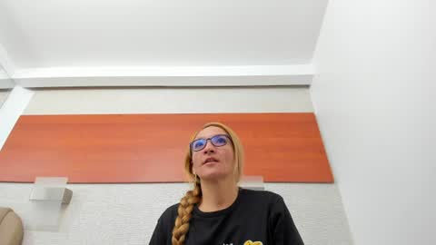 maddy cartter online show from 19, 6, 2026