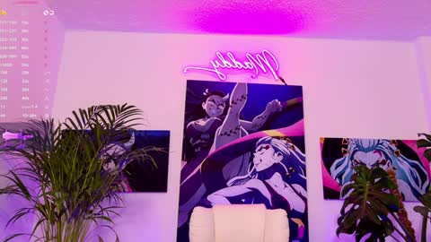 maddy_uwu online show from 5, 12, 2024