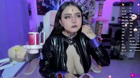 Maddy Foox online show from 31, 7, 2026