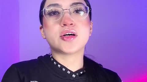   Please followme and rate me your thumbs up online show from 23, 9, 2025