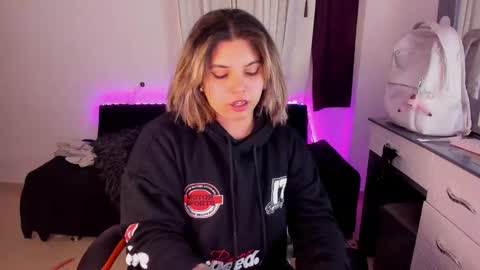 madelaine_taylor online show from 10, 12, 2024