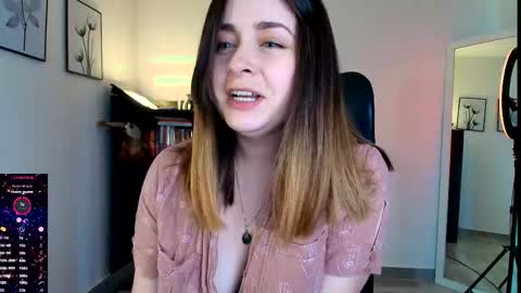 madelamee online show from 24, 3, 2026