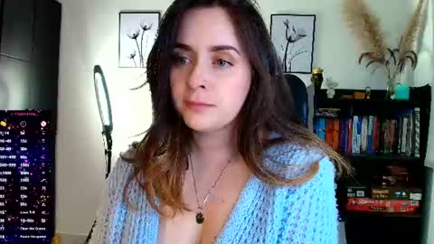 madelamee online show from 15, 7, 2026