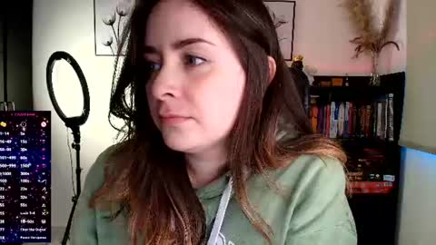 madelamee online show from 24, 7, 2026