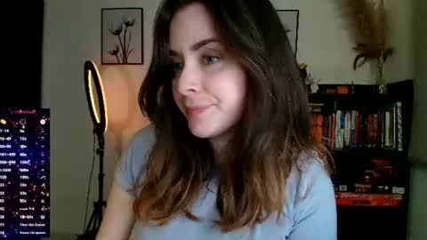 madelamee online show from 30, 7, 2026