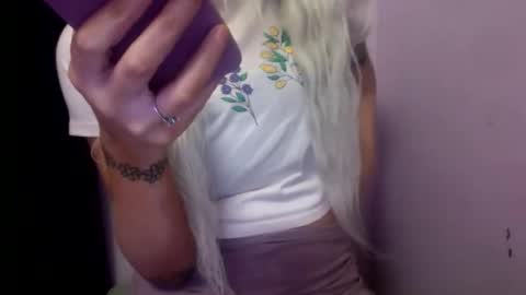 madeline online show from 28, 11, 2025