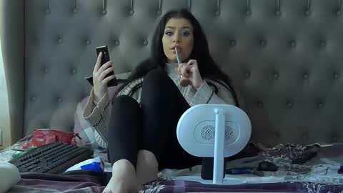 madelynvelure online show from 16, 11, 2025