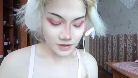 Snapshot of madgezari chatting on 17, 3, 2026 Alice Kaneki online show from 17, 3, 2026