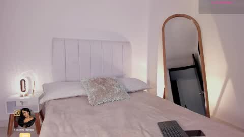 Snapshot of madison__evans chatting on 25, 2, 2025 Valentina 1030 530 - online show from 25, 2, 2025