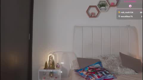 Snapshot of madison__evans chatting on 20, 12, 2025 Valentina 1030 530 - online show from 20, 12, 2025