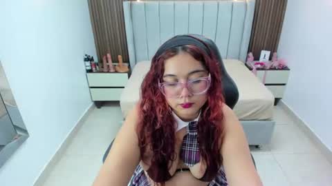 Snapshot of madison_rowan chatting on 21, 7, 2026 MADI online show from 21, 7, 2026