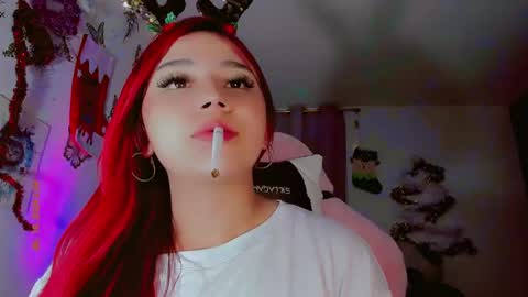 Snapshot of madison_x17 chatting on 16, 12, 2024 madso x17 online show from 16, 12, 2024