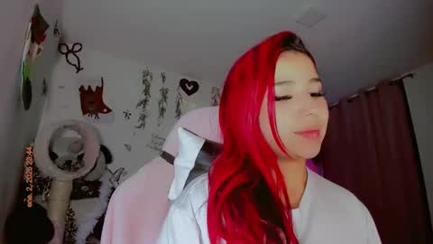 Snapshot of madison_x17 chatting on 3, 1, 2025 madso x17 online show from 3, 1, 2025