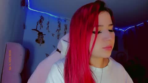 Snapshot of madison_x17 chatting on 5, 2, 2025 madso x17 online show from 5, 2, 2025