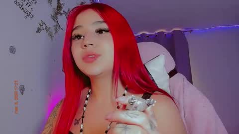 Snapshot of madison_x17 chatting on 8, 3, 2025 madso x17 online show from 8, 3, 2025