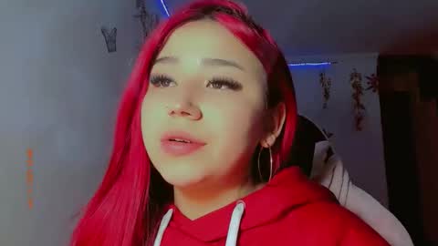 Snapshot of madison_x17 chatting on 3, 10, 2025 madso x17 online show from 3, 10, 2025