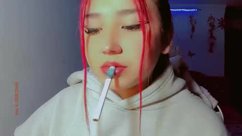 Snapshot of madison_x17 chatting on 5, 11, 2025 madso x17 online show from 5, 11, 2025