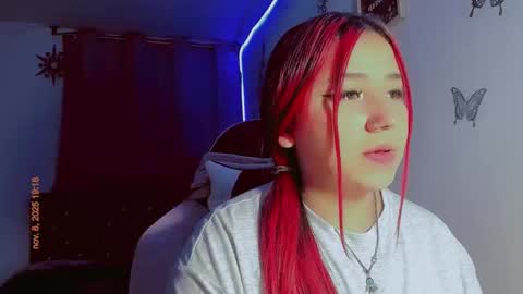 Snapshot of madison_x17 chatting on 9, 11, 2025 madso x17 online show from 9, 11, 2025