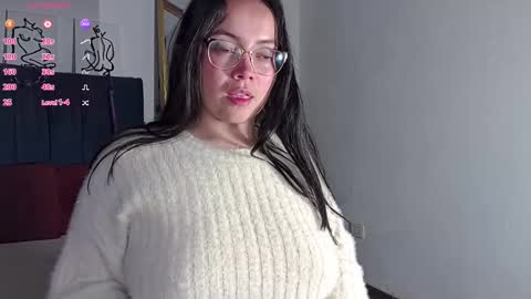 Snapshot of madisonrogers1 chatting on 16, 1, 2026 Madison Rogers online show from 16, 1, 2026