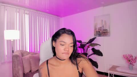 Madisson Davon online show from 5, 1, 2025