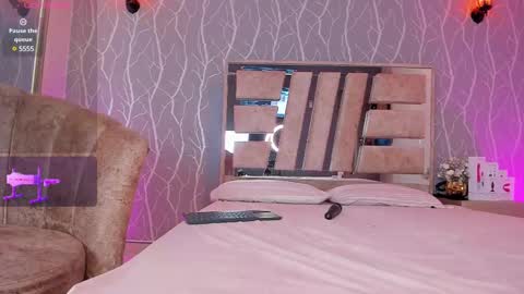 Snapshot of madisson_fox1 chatting on 21, 2, 2025 online show from 21, 2, 2025