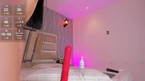 Snapshot of madisson_fox1 chatting on 27, 2, 2025 online show from 27, 2, 2025