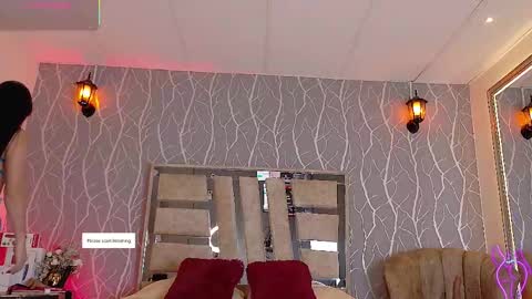 Snapshot of madisson_fox1 chatting on 25, 10, 2025 online show from 25, 10, 2025