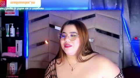 madissonlee__ online show from 2, 6, 2026