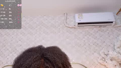 Madisson Lopez online show from 26, 10, 2025